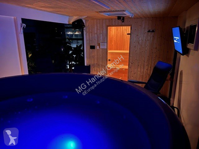 Furgoneta  Izabella Wellnessanhänger mit Sauna...