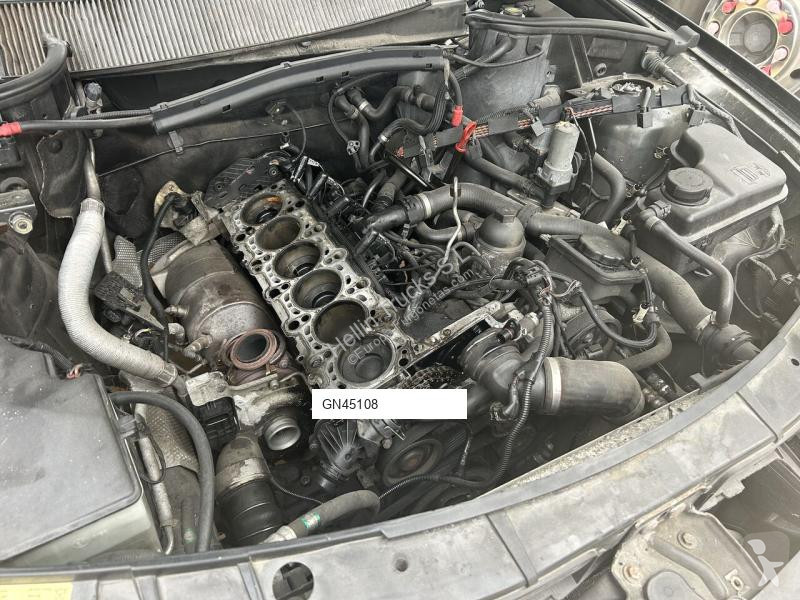 Autoutilitară BMW X3 3.0d Xdrive Motor broken