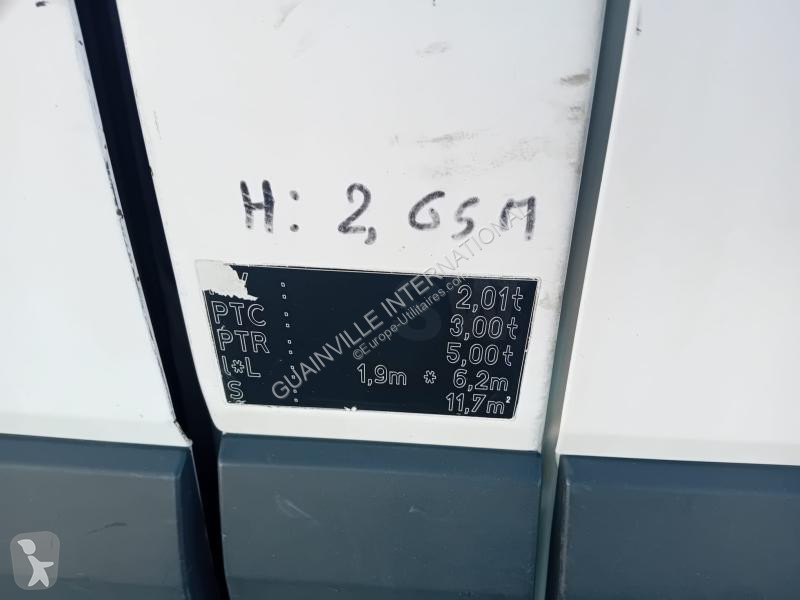Véhicule utilitaire Mercedes 218 CDI