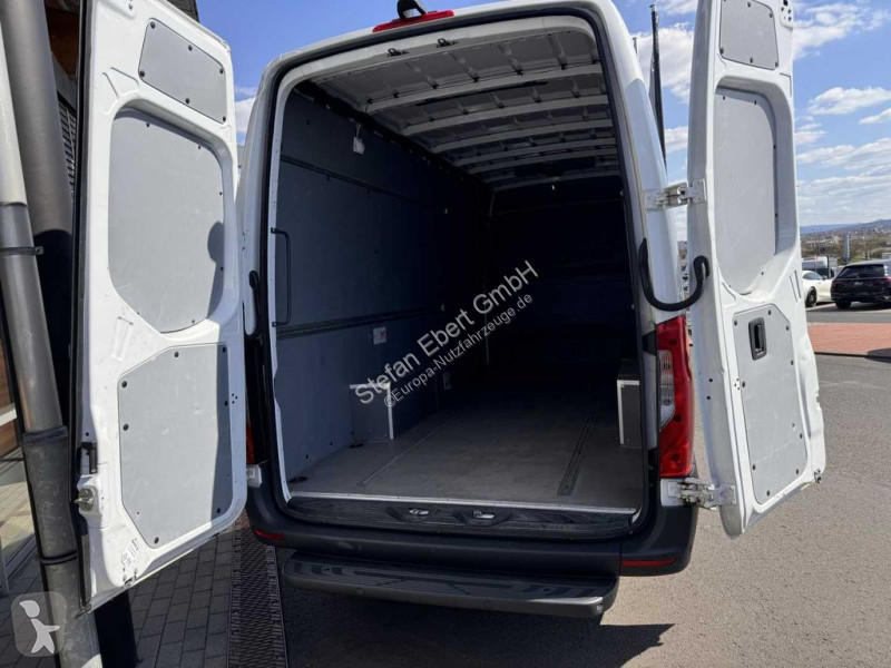 Autoutilitară Mercedes 315 CDI 4325 Klima 360...