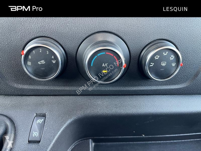 Véhicule utilitaire Renault CCb R3500 L2 2.3...