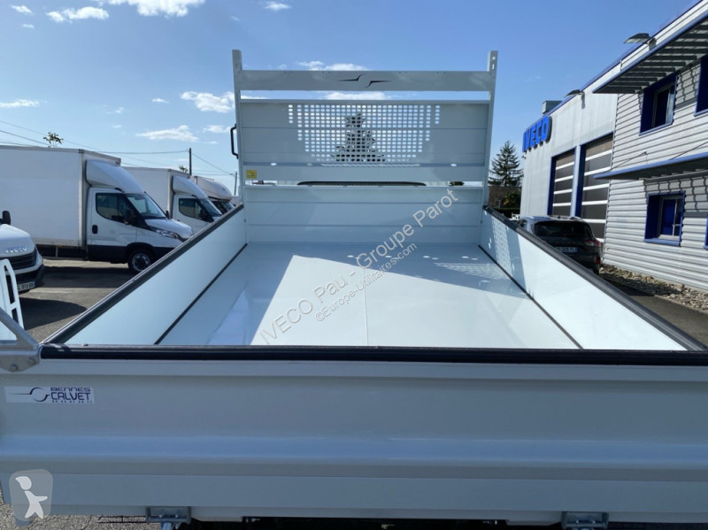 Bedrijfswagen Iveco 35C16H3.0 empattement 4100