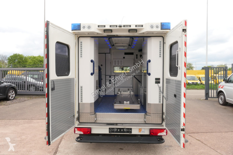 Véhicule utilitaire Mercedes Sprinter 519 CDI...