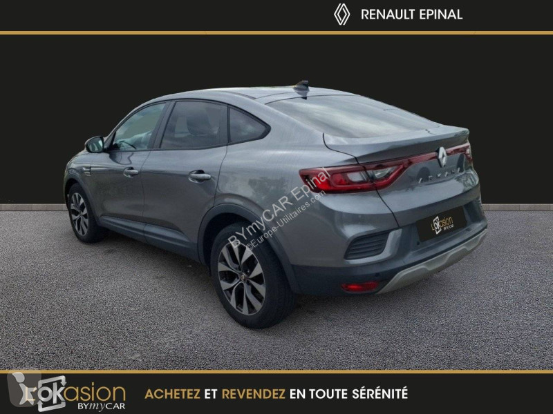Autoutilitară Renault Arkana mild hybrid 140...
