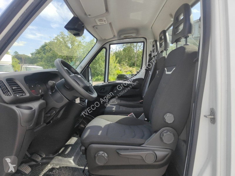 Nyttofordon Iveco 35C16H3.0 Empattement 4100