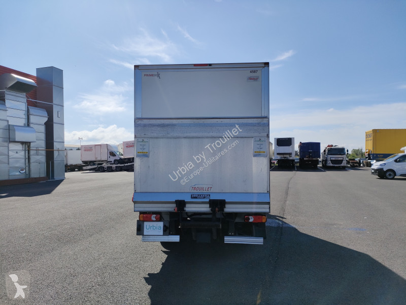 Veicolo commerciale Renault 20M3 145 CV FOURGON...
