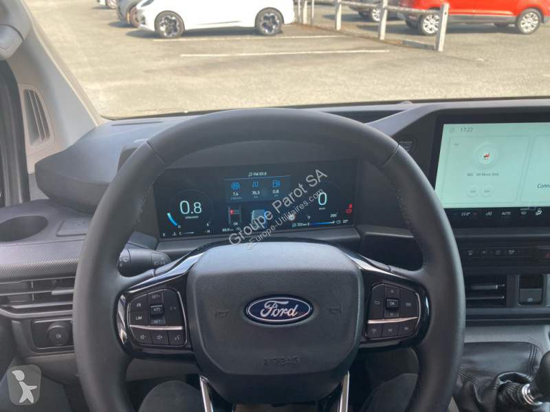 Véhicule utilitaire Ford 320 L1H1 2.0 EcoBlue...