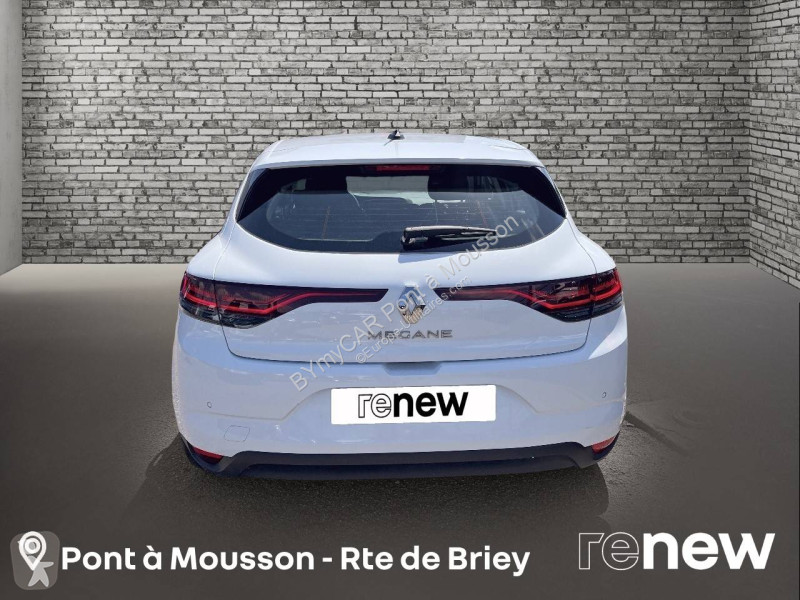 Véhicule utilitaire Renault Megane IV Berline...