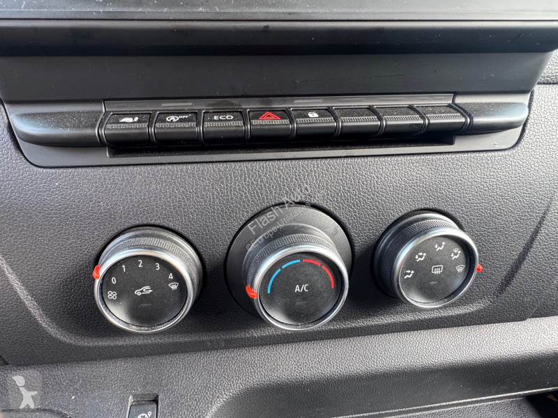 Autoutilitară Renault MASTER III 2.3 BLUE DCI...