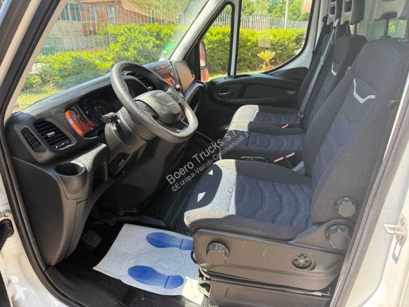 Véhicule utilitaire Iveco