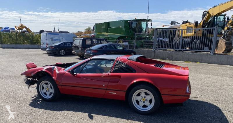 Autoutilitară Ferrari
