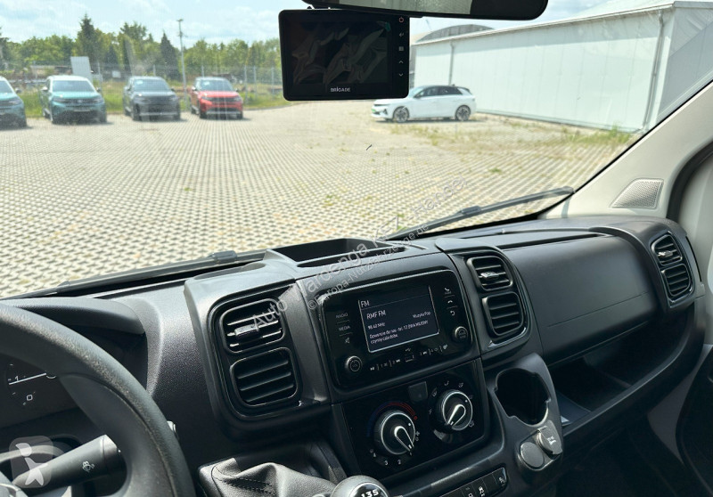 Véhicule utilitaire Opel 180 DHollandia
