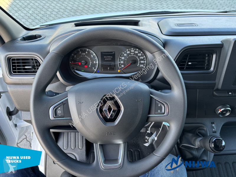Veicolo commerciale Renault 135 L3H2...