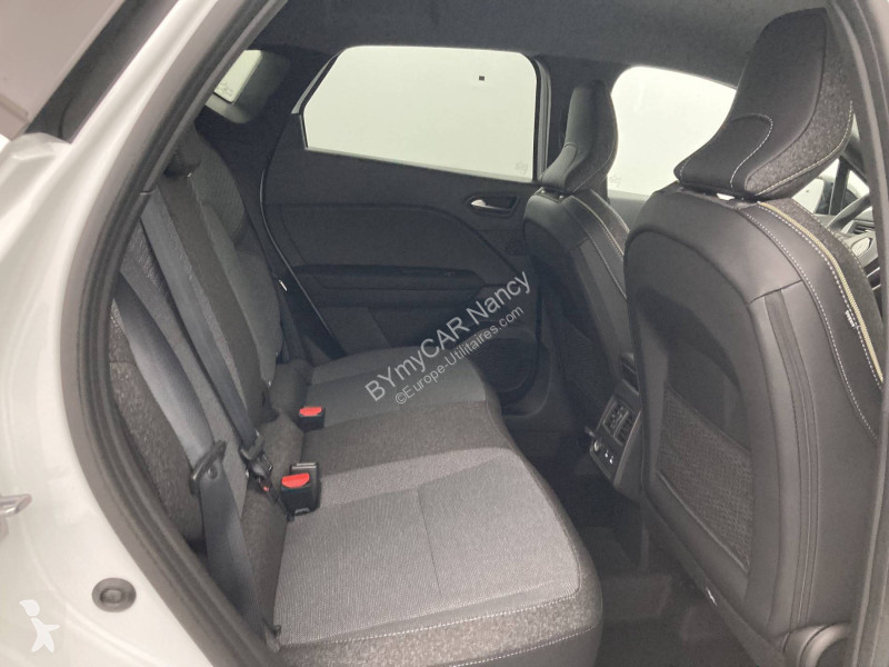 Veicolo commerciale Renault Captur E-Tech full...