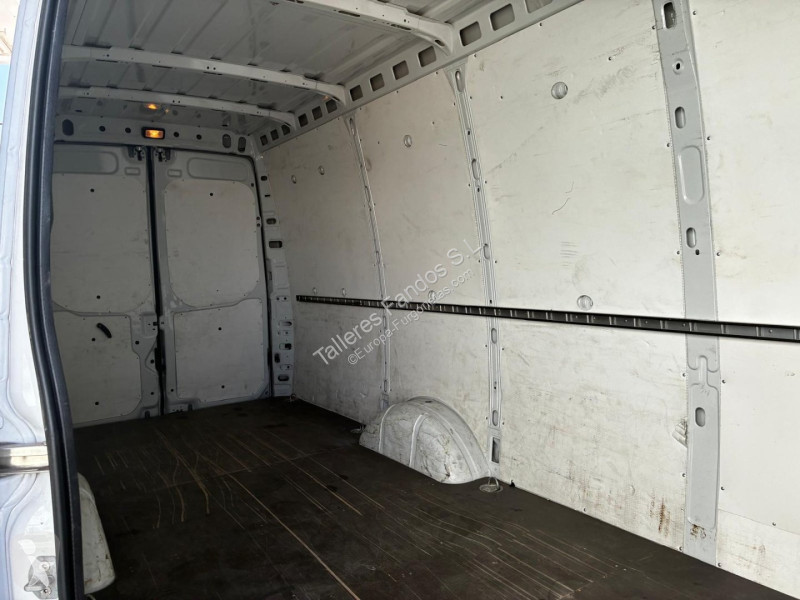 Furgoneta Iveco  35S14 16m3