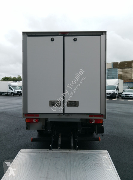 Véhicule utilitaire Renault FRIGO 12M3 165 CV...
