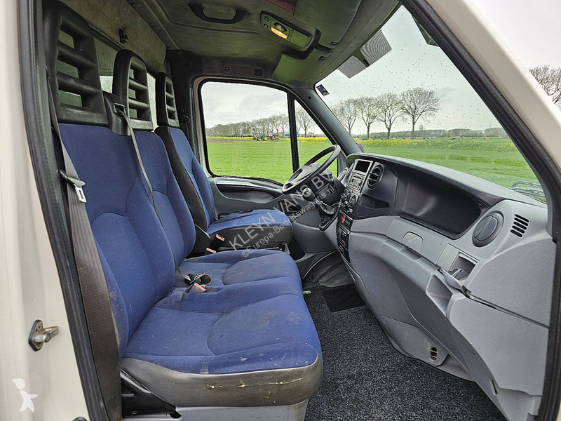 Véhicule utilitaire Iveco 35S14       BE-COMBI...