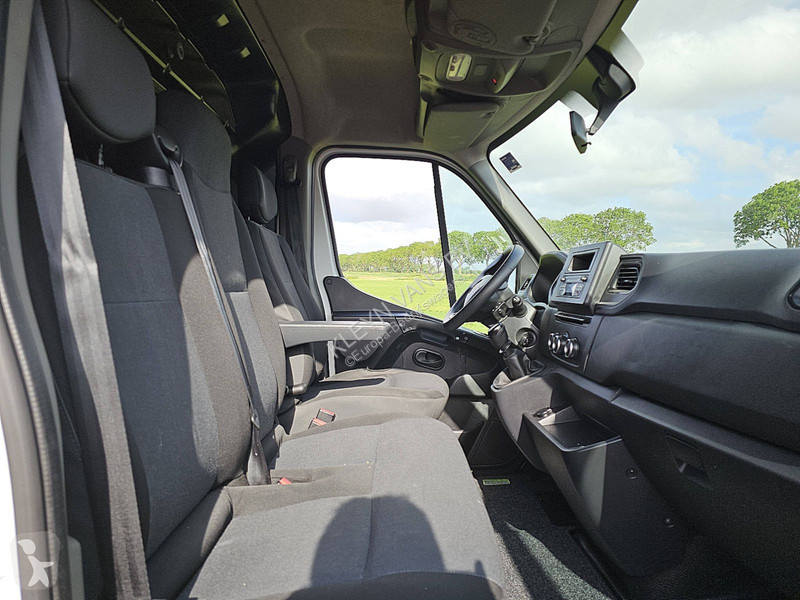 Véhicule utilitaire Renault 2.3 L2H2 150Pk...