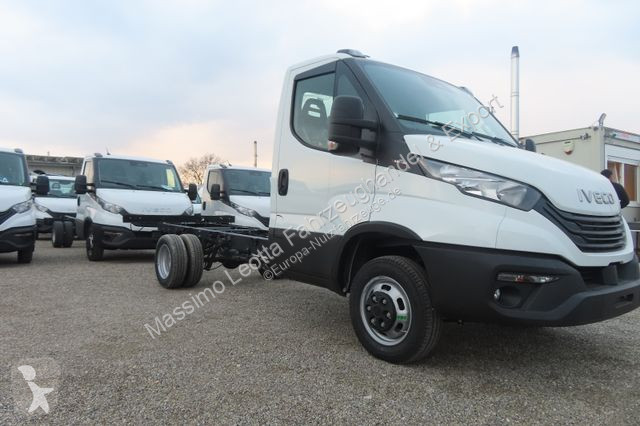 Véhicule utilitaire Iveco 35C18 3,0  Mod 2024 ....