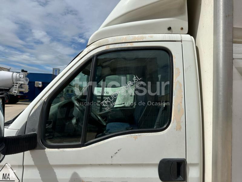 Užitkové vozidlo Iveco  DAILY 35C14
