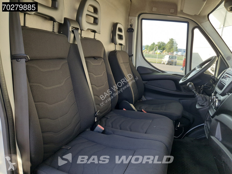 Užitkové vozidlo Iveco 35S13 L3H2 3500KG...