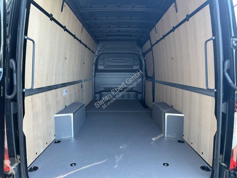 Užitkové vozidlo Mercedes 319 CDI 4325 AHK...