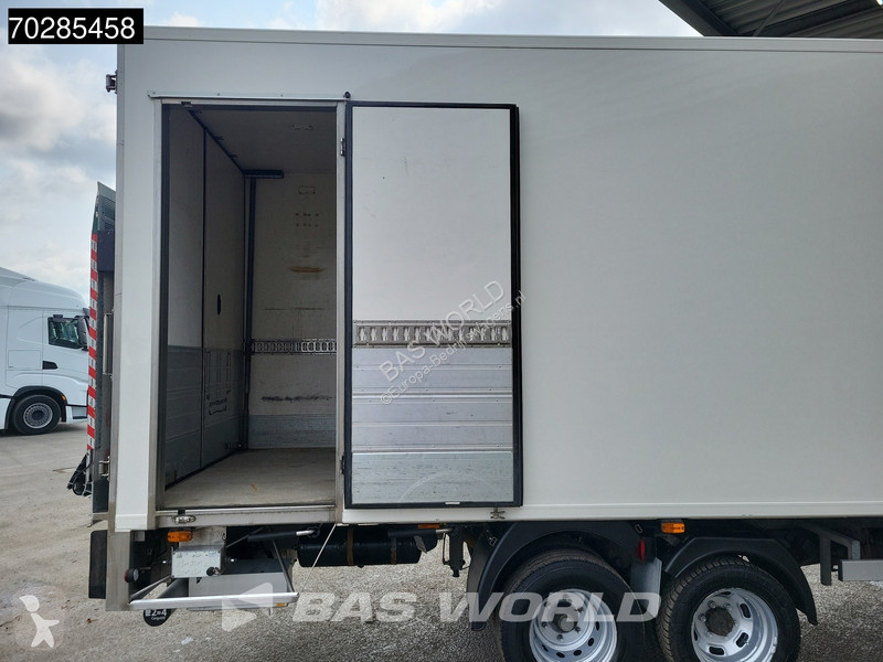 Véhicule utilitaire Iveco 40C15 BE Combi...