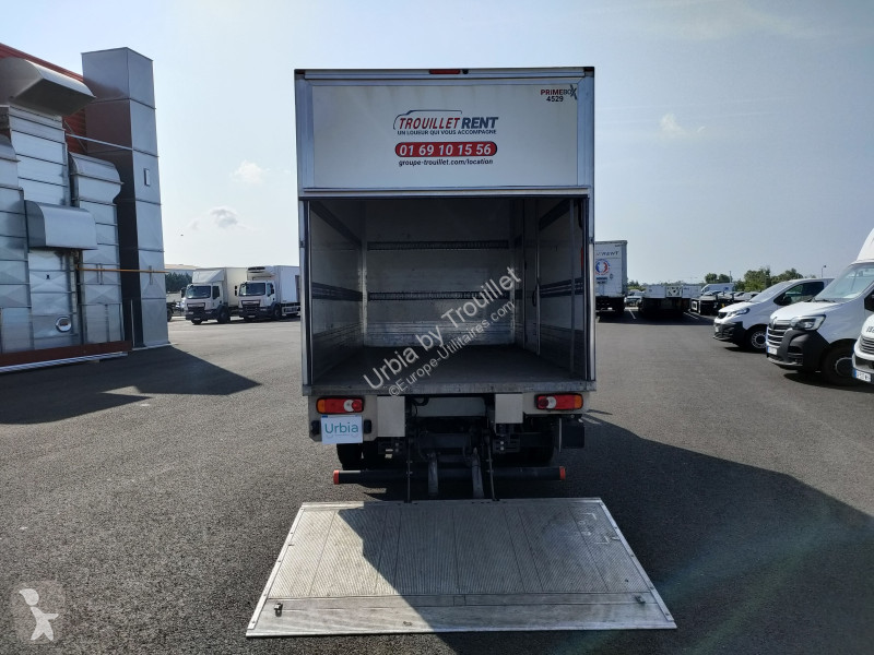Furgoneta Nissan 20M3 145 CV FOURGON HAYON 3.5 T