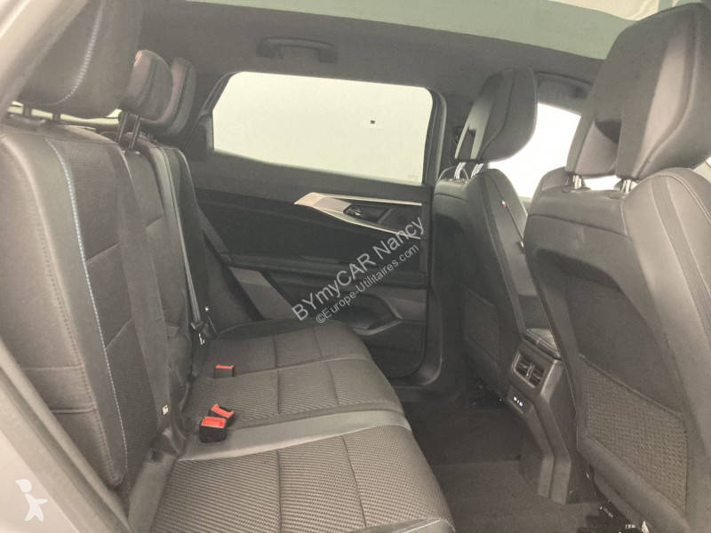 Veicolo commerciale Renault Espace E-Tech...