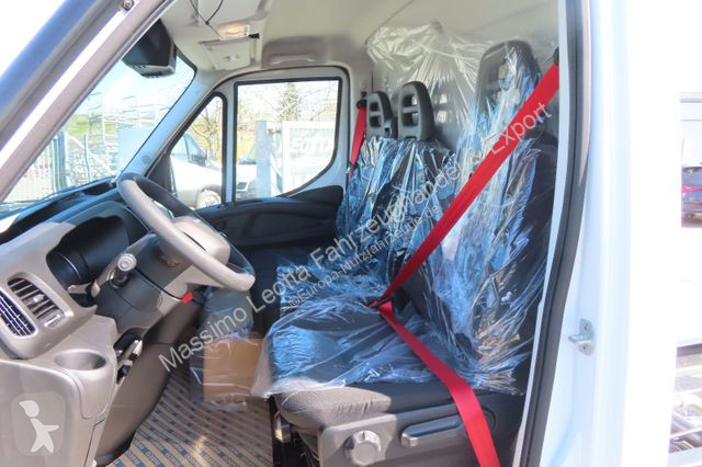 Véhicule utilitaire Iveco 35C16 3,0  Mod 2024 ....