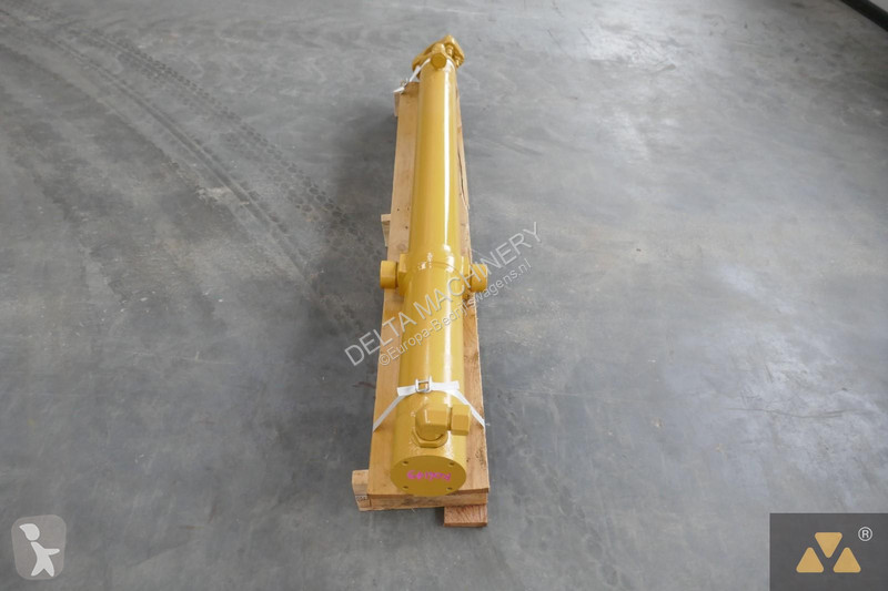 Véhicule utilitaire Caterpillar 227-0843