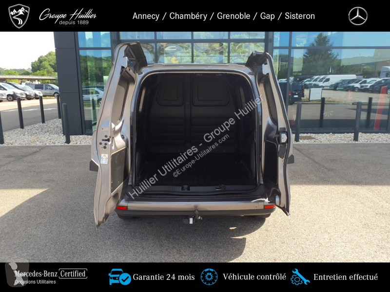 Véhicule utilitaire Mercedes 112 CDI Fourgon...
