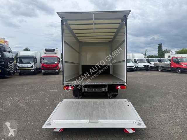 Nyttofordon Iveco 35C16 Koffer Ladebordwand 500kg