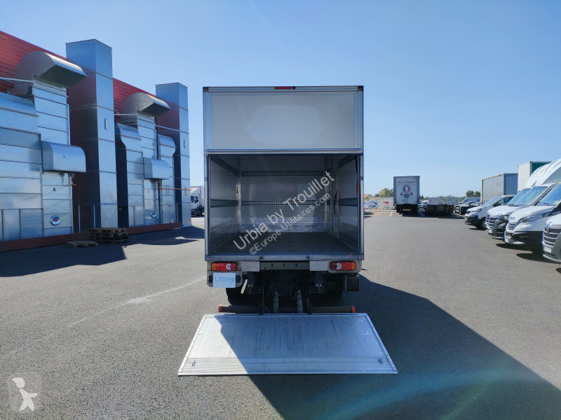 Véhicule utilitaire Nissan INTERSTAR CHASSIS...