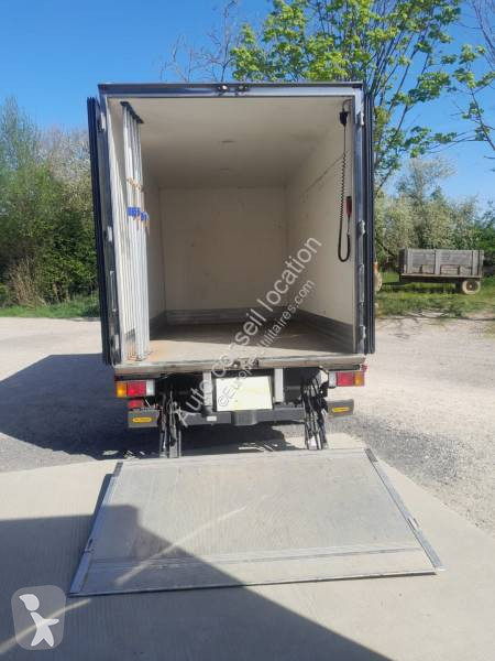 Furgoneta Isuzu