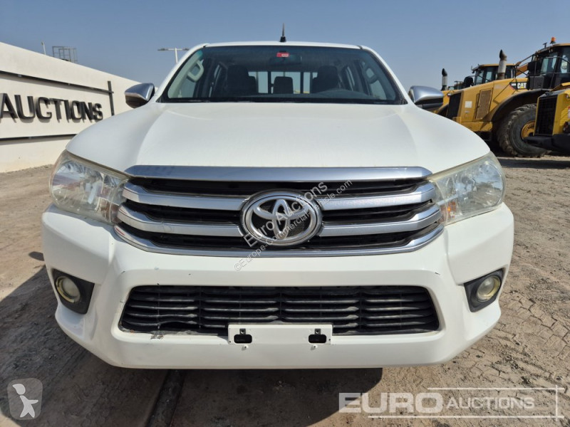 Véhicule utilitaire Toyota Hilux