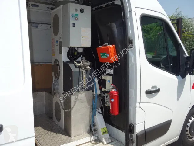 Furgoneta Renault 13,5 METER SKY WORKER,AIRCO