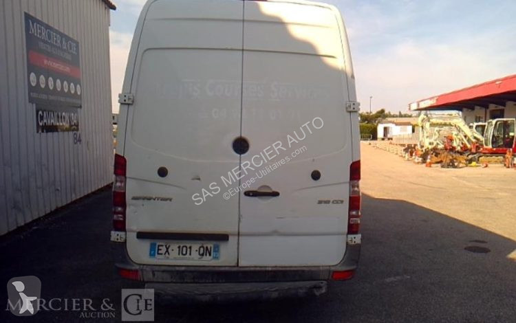 Véhicule utilitaire Mercedes