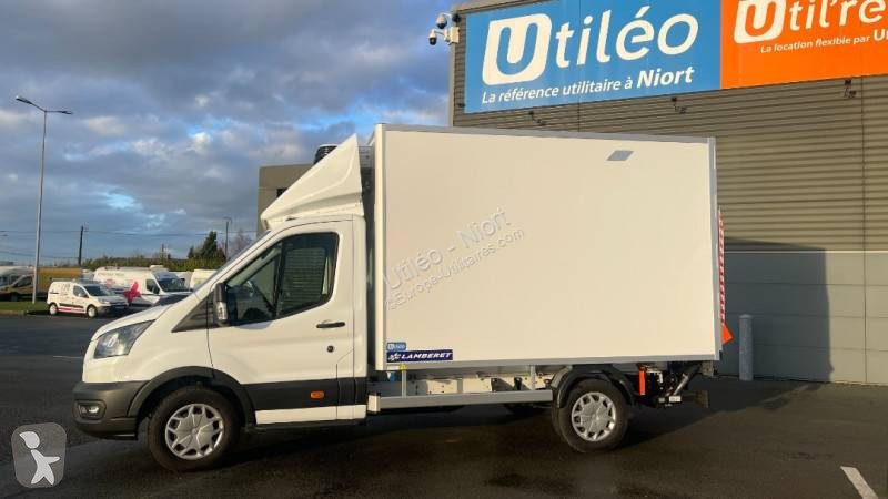 Véhicule utilitaire Ford