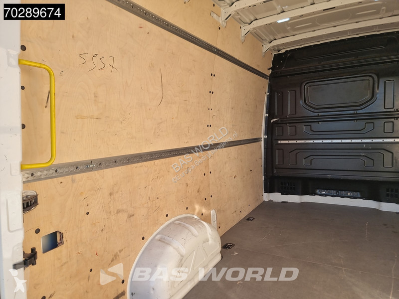 Furgoneta Volkswagen 140pk Automaat L3H3 Airco...