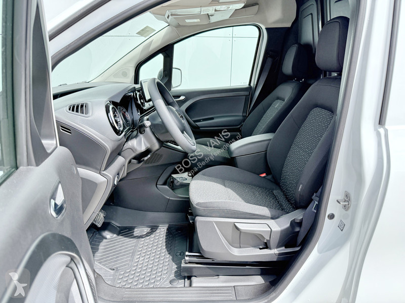 Autoutilitară Mercedes 112 Pro L1 Elektrisch...