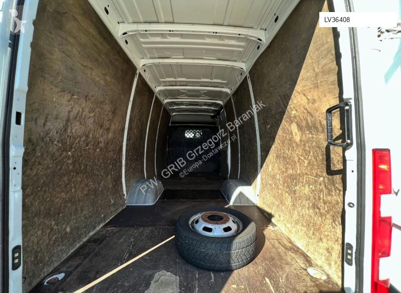 Autoutilitară Iveco 35C13 Blaszak L4H3 Long...