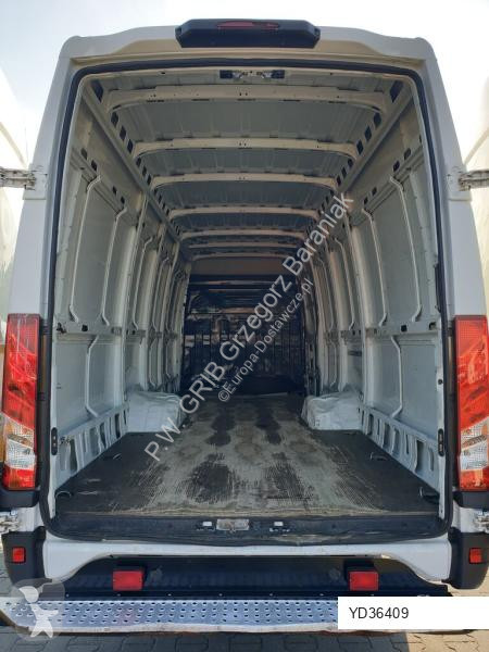Furgoneta Iveco DAILY 60C18 FURGON L4H2
