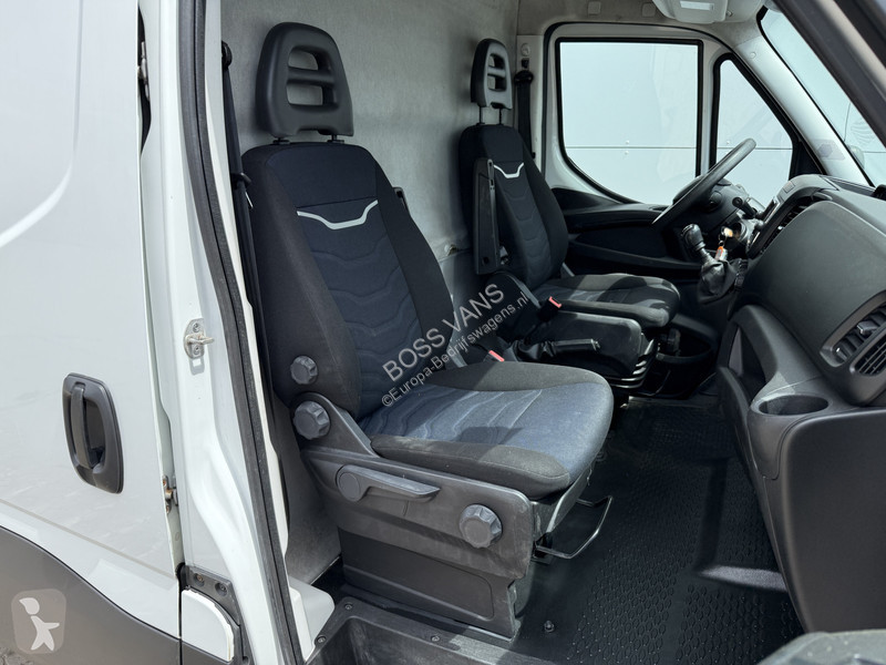 Nyttofordon Iveco 35C18 3.0 L2H2 Airco Cruise...