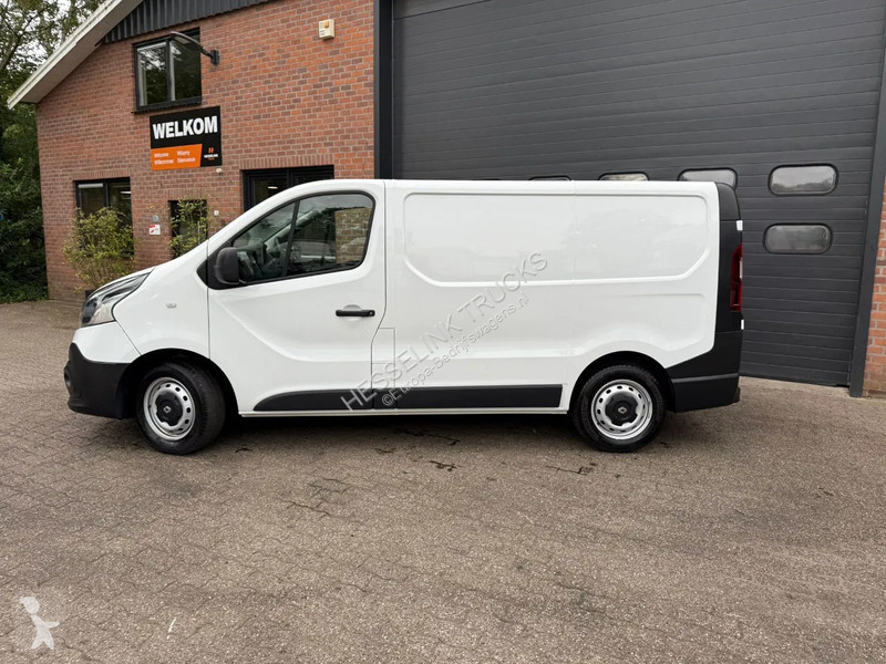 Autoutilitară Renault 1.6 dCi T27 L1H1 Comfort...