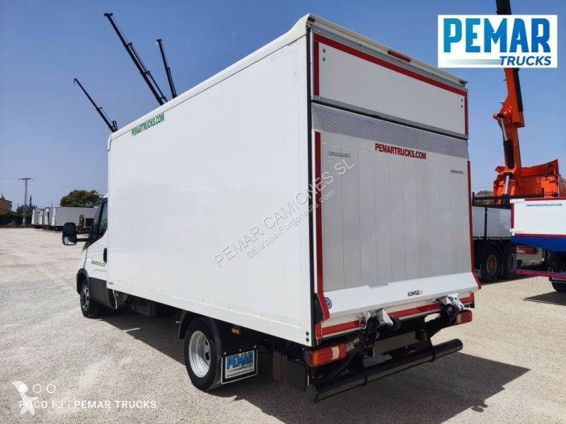 Furgoneta Iveco