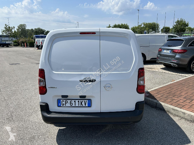 Autoutilitară Opel COMBO L2 130