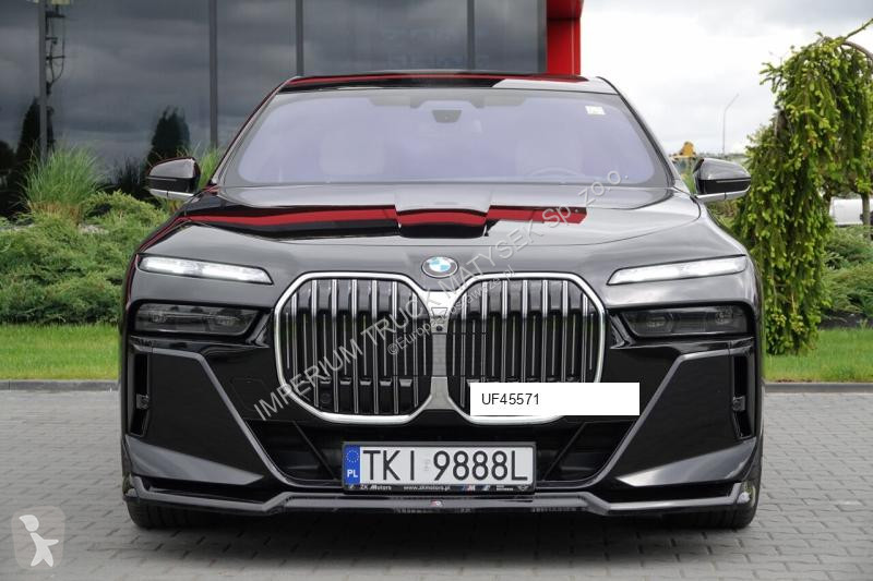 Véhicule utilitaire BMW 7 xDrive M Sport