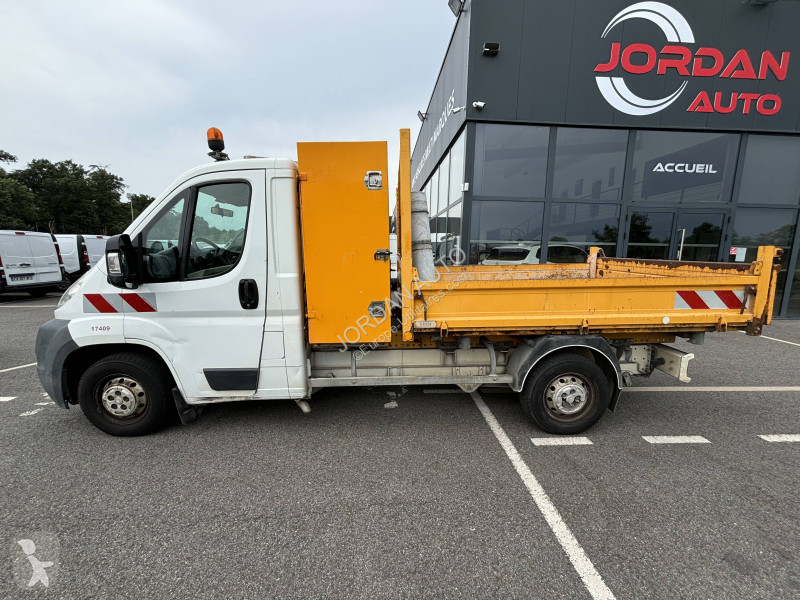 Veículo utilitário Fiat 2.2 JTD 100ch tri-benne