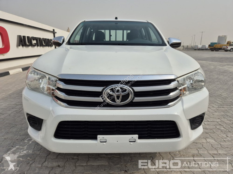 Véhicule utilitaire Toyota Hilux